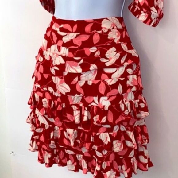 NBD + NAVEN Cha Cha Crimson Floral Skirt - Picture 4 of 13